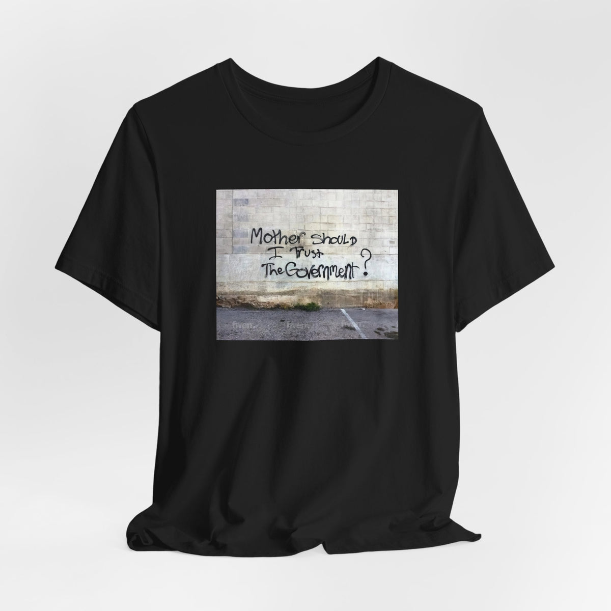 Pink Floyd The Wall Mother Should I Trust the Government T-shirt