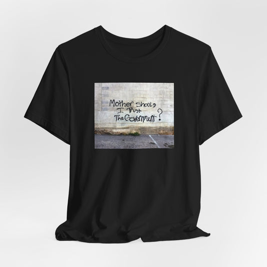 Pink Floyd The Wall Mother Should I Trust the Government T-shirt